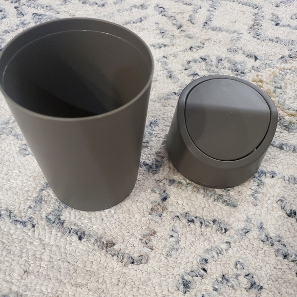 Target Mini Trash Can - Picture 3 of 4